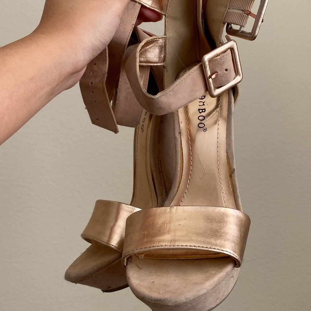 ROSE GOLD Heel-Less Heels